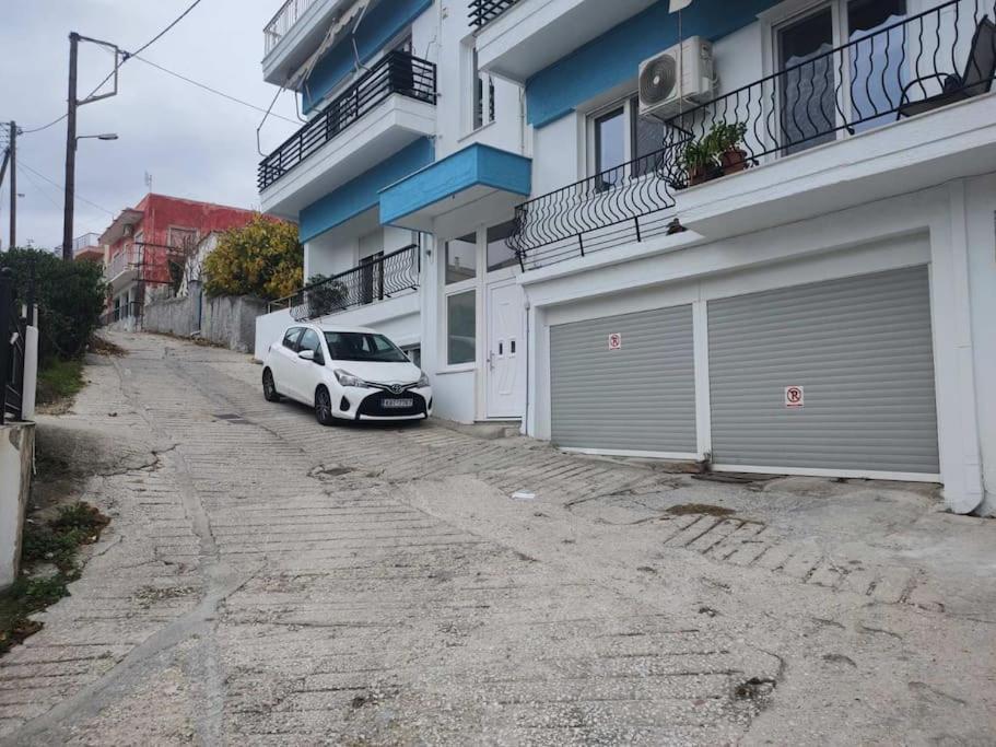 Finas Penthouse,Private Terrace,Great View,Mins From Sea Apartment Kavála Luaran gambar